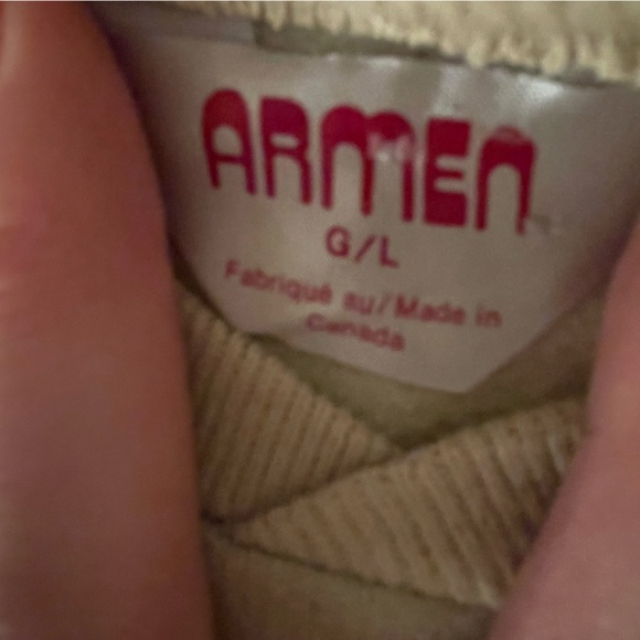 Armen sweater. Made in Canada. - Picture 11 of 12